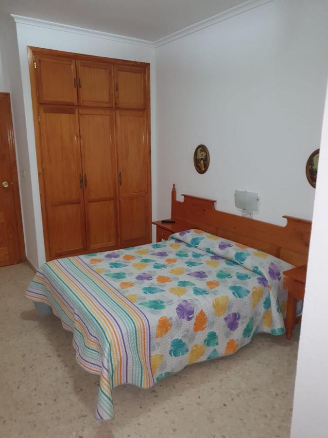 Pension Los Angeles La Puebla de Cazalla Exterior foto